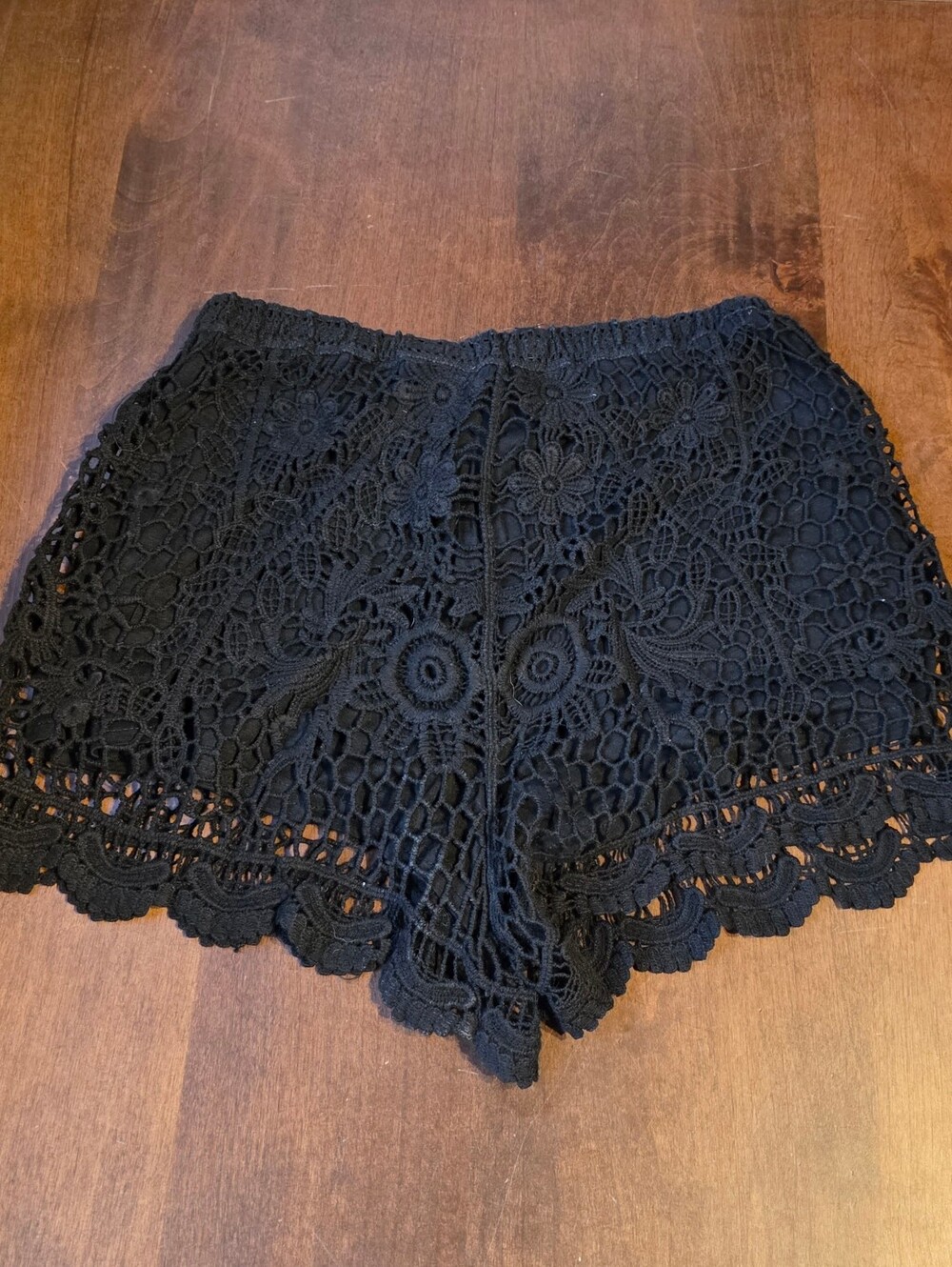 Crochet shorts size S - Picture 1 of 4